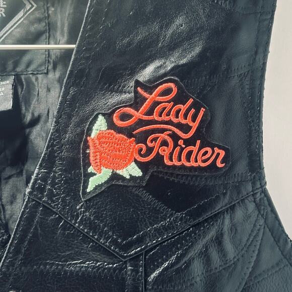 DIAMOND PLATE GENUINE LEATHER BIKER VEST SNAPS LACED SIDES 8 UNIQUE  PATCHES SML - Picture 4 of 14